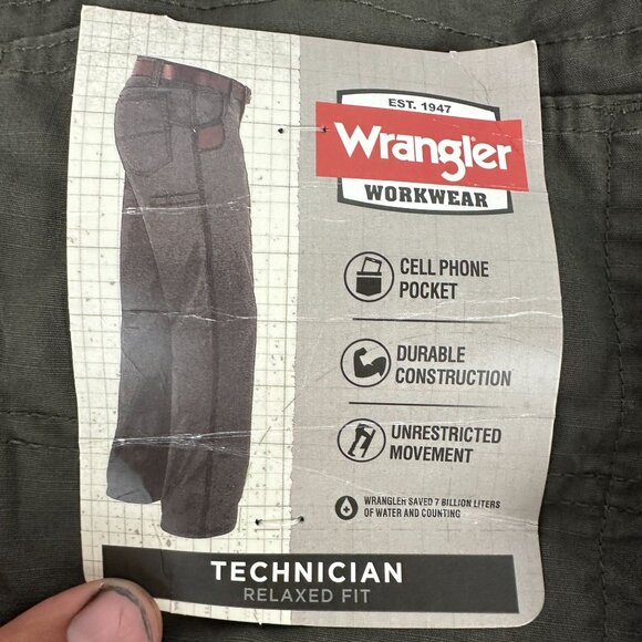 Wrangler Workwear Technician Relaxed Fit Pants 38X30 Cell Phone Pocket Durable C - Picture 2 of 7